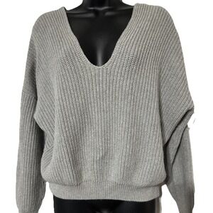 Forever 21 Women's Cotton Blend Twist Back Knit Gray Vneck Sweater Size S‎